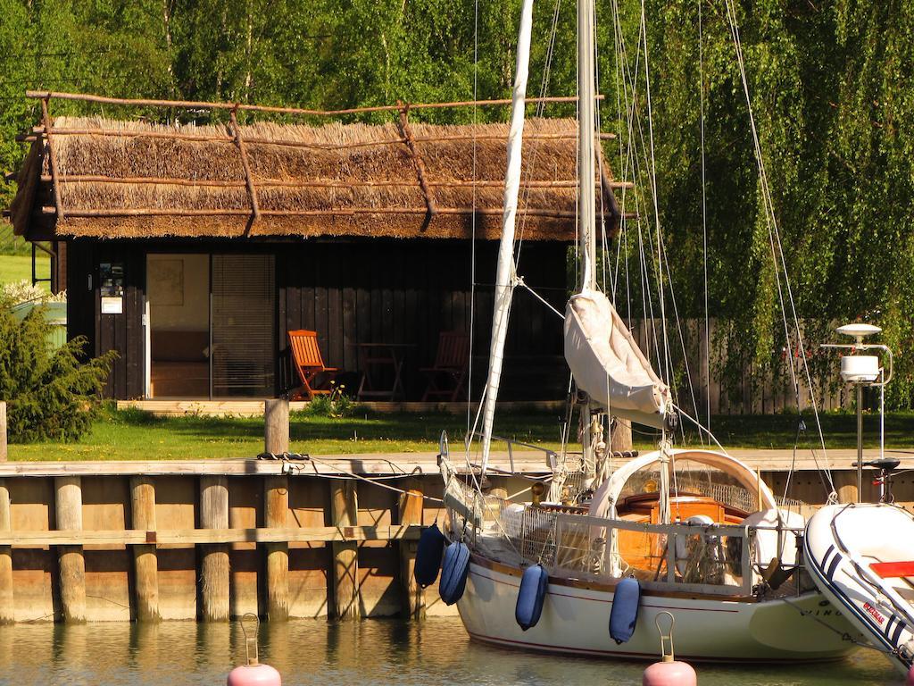 Peterzens Boathouse Villa Laupunen Eksteriør bilde